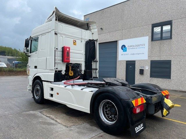 DAF XF510FT. Retarder. Hydraulik. - Cabeza tractora: foto 3 DAF XF510FT. Retarder. Hydraulik. - Cabeza tractora: foto 3