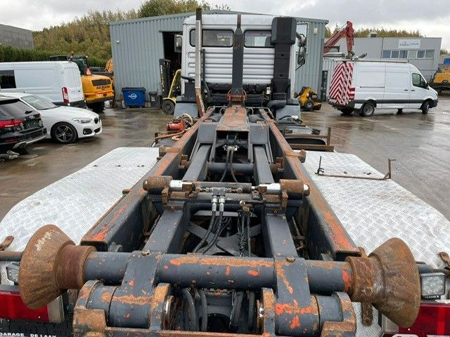 MAN 33-350. 6X6. Motorschaden. - Camión multibasculante: foto 5 MAN 33-350. 6X6. Motorschaden. - Camión multibasculante: foto 5