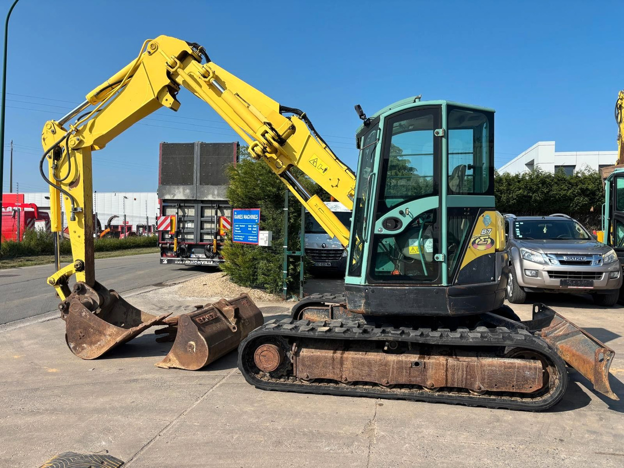 Yanmar B7 Sigma. 3 Löffel. - Miniexcavadora: foto 2 Yanmar B7 Sigma. 3 Löffel. - Miniexcavadora: foto 2