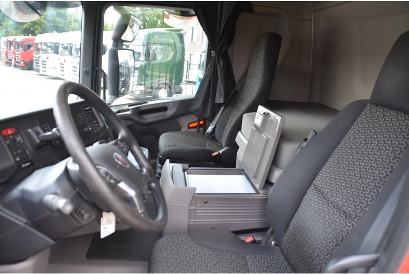 Scania R410 NGS 4x2NB XT - HYDRAULIC SYSTEM - FULL AIR - RETARDER - 568 TKM - ACC - PTO - - Cabeza tractora: foto 5 Scania R410 NGS 4x2NB XT - HYDRAULIC SYSTEM - FULL AIR - RETARDER - 568 TKM - ACC - PTO - - Cabeza tractora: foto 5