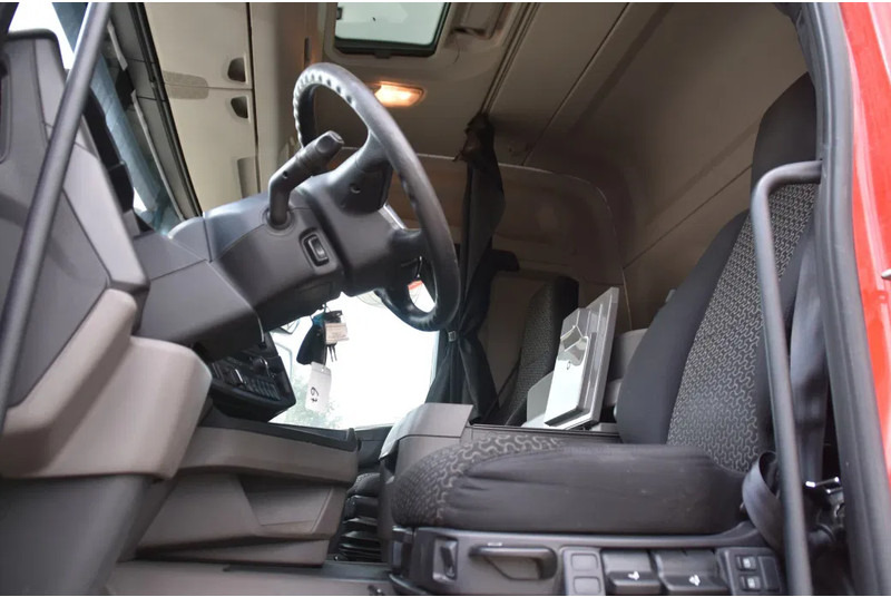 Scania R410 NGS 4x2NB XT - HYDRAULIC SYSTEM - FULL AIR - RETARDER - 568 TKM - ACC - PTO - - Cabeza tractora: foto 4 Scania R410 NGS 4x2NB XT - HYDRAULIC SYSTEM - FULL AIR - RETARDER - 568 TKM - ACC - PTO - - Cabeza tractora: foto 4