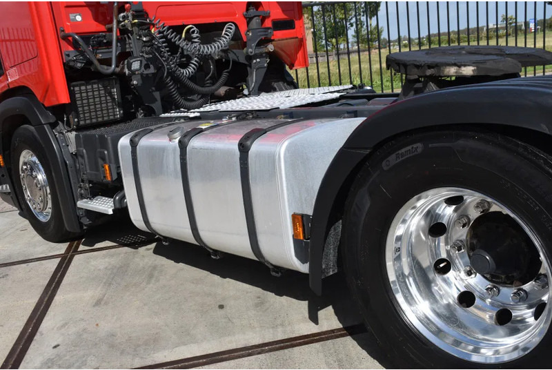 Scania R450 NGS 4x2 - ADR FL - RETARDER - 782 TKM - PTO - PARK. AIRCO - 4 POINT AIR SUSPENSION - ALCOA'S - LED LIGHTS - - Cabeza tractora: foto 4 Scania R450 NGS 4x2 - ADR FL - RETARDER - 782 TKM - PTO - PARK. AIRCO - 4 POINT AIR SUSPENSION - ALCOA'S - LED LIGHTS - - Cabeza tractora: foto 4
