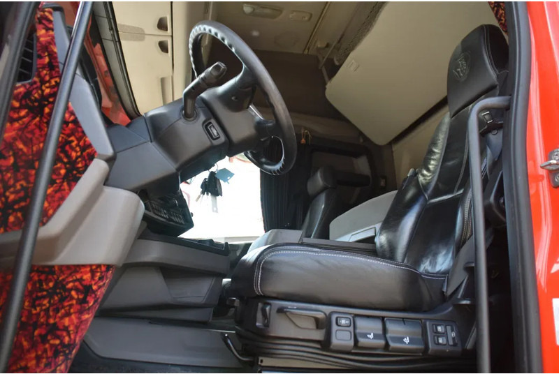 Scania R450 NGS 4x2NB - RETARDER - NEW TACHO - FULL AIR - PARK. AIRCO - PTO - LEATHER SEATS - 2 x FUEL TANKS - EXCELLENT CONDITION - - Cabeza tractora: foto 4 Scania R450 NGS 4x2NB - RETARDER - NEW TACHO - FULL AIR - PARK. AIRCO - PTO - LEATHER SEATS - 2 x FUEL TANKS - EXCELLENT CONDITION - - Cabeza tractora: foto 4
