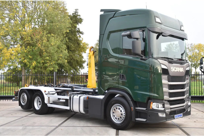 Scania S500 NGS 6x2*4 - HOOKLIFT - RETARDER - 375 TKM - PARK. AIRCO - WHEELBASE: 475 CM - PTO - EXCELLENT CONDITION - - Camión multibasculante: foto 2 Scania S500 NGS 6x2*4 - HOOKLIFT - RETARDER - 375 TKM - PARK. AIRCO - WHEELBASE: 475 CM - PTO - EXCELLENT CONDITION - - Camión multibasculante: foto 2