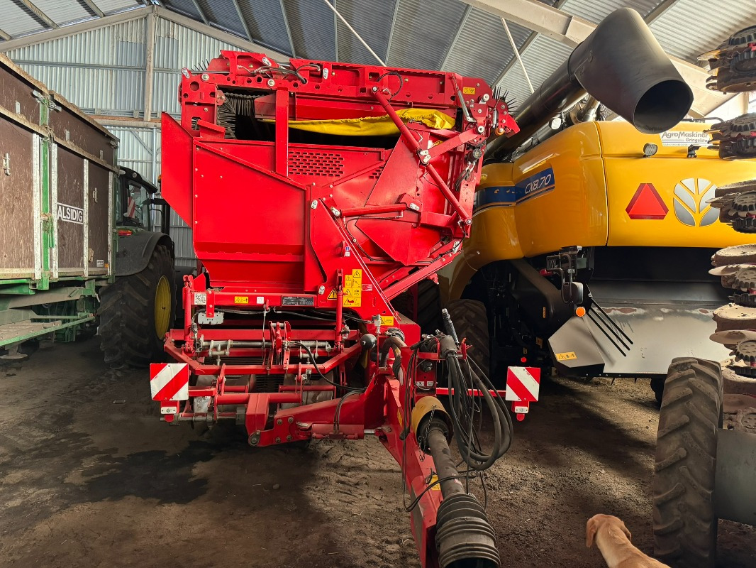Grimme SE-150-60-UB XXL - Cosechadora de patatas: foto 1 Grimme SE-150-60-UB XXL - Cosechadora de patatas: foto 1
