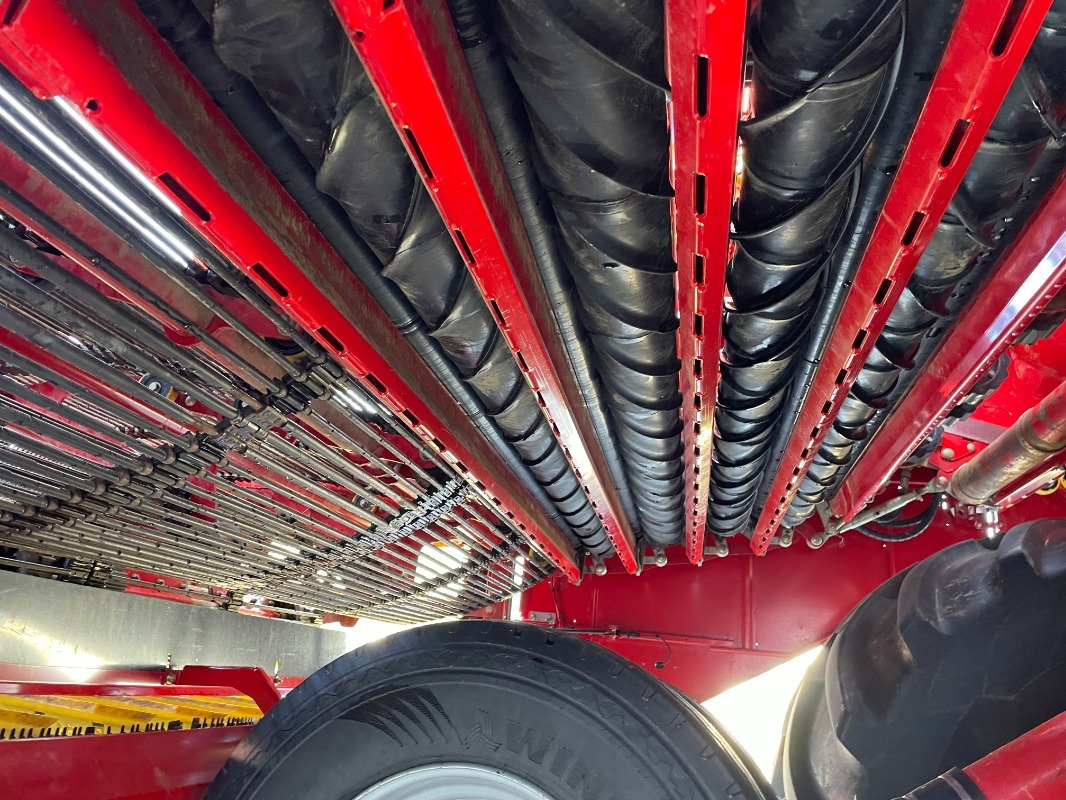 Grimme VARITRON 470 MS GEN III - Cosechadora: foto 3 Grimme VARITRON 470 MS GEN III - Cosechadora: foto 3