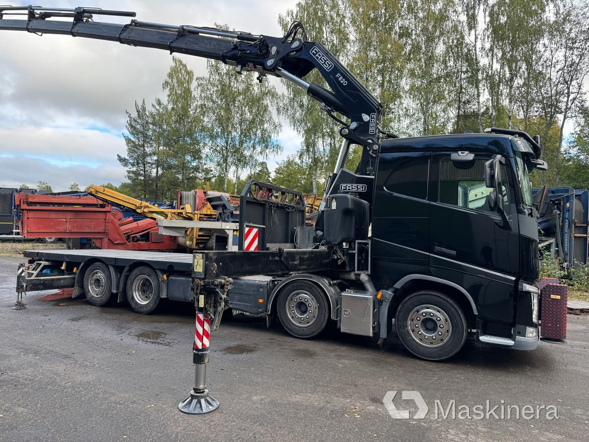 Bodbil Volvo FH 82F med Fassi F820 kran & jib - Camión caja abierta, Camión grúa: foto 4 Bodbil Volvo FH 82F med Fassi F820 kran & jib - Camión caja abierta, Camión grúa: foto 4