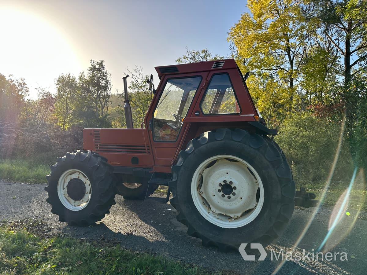Fiat 880DT Traktor Fiat 880DT - Tractor: foto 5 Fiat 880DT Traktor Fiat 880DT - Tractor: foto 5