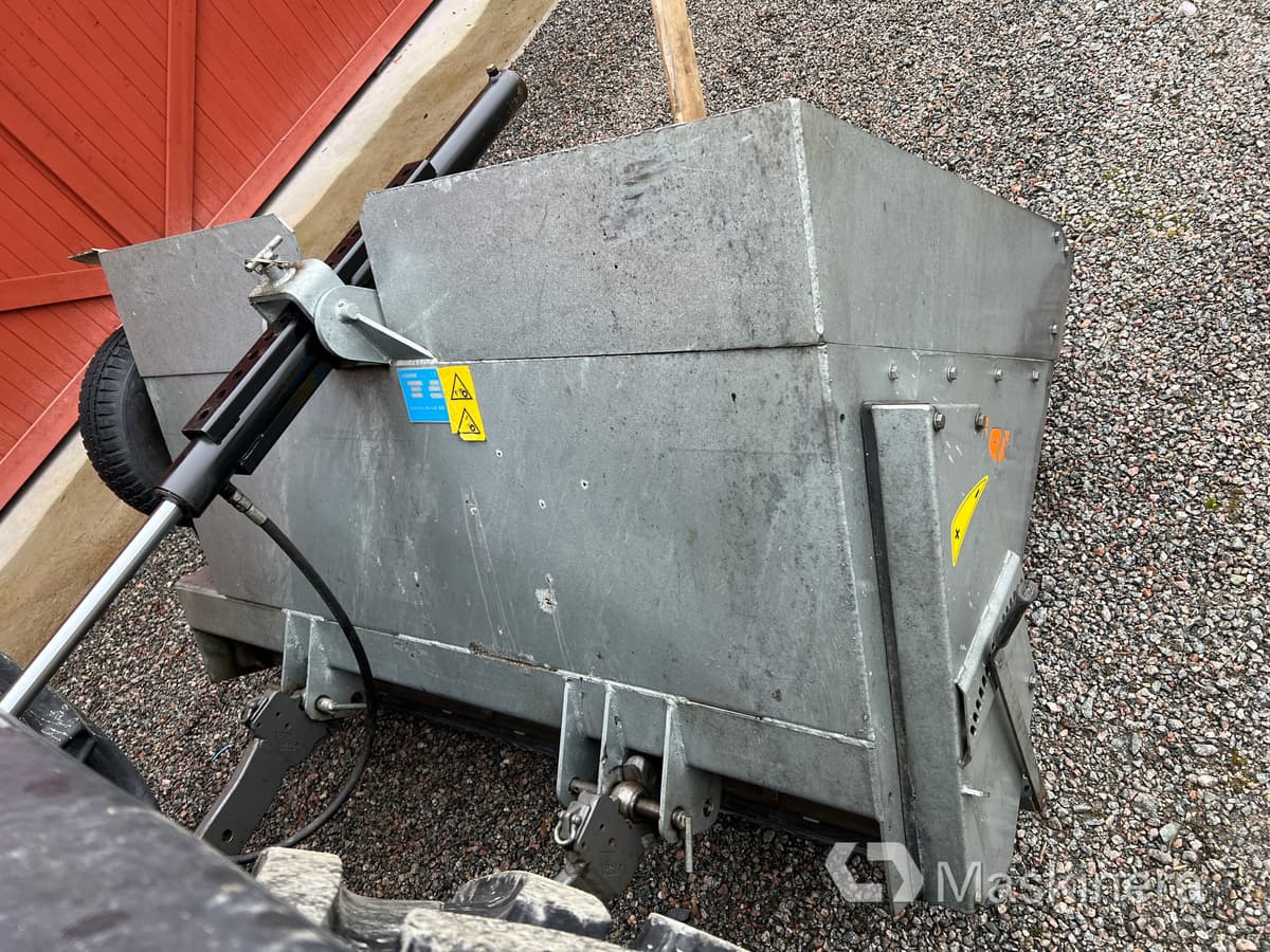 Fjärås / Starke Arvid 1200/1800 Sandspridare Fjärås 1200/1800 - Esparcidor de sal: foto 5 Fjärås / Starke Arvid 1200/1800 Sandspridare Fjärås 1200/1800 - Esparcidor de sal: foto 5