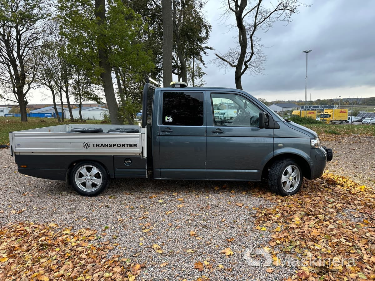 Flakbil Volkswagen Transporter dubbelhytt - Furgoneta pequeña: foto 4 Flakbil Volkswagen Transporter dubbelhytt - Furgoneta pequeña: foto 4