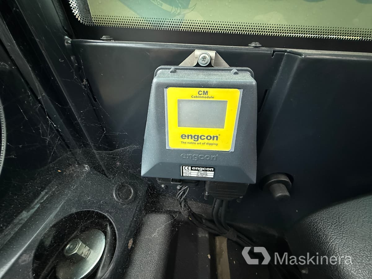 Excavadora de cadenas Grävmaskin Kubota KX027-4 med många redskap: foto 41 Excavadora de cadenas Grävmaskin Kubota KX027-4 med många redskap: foto 41