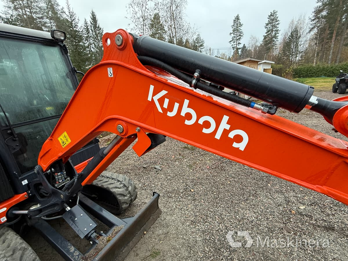 Excavadora de cadenas Grävmaskin Kubota KX027-4 med många redskap: foto 28 Excavadora de cadenas Grävmaskin Kubota KX027-4 med många redskap: foto 28