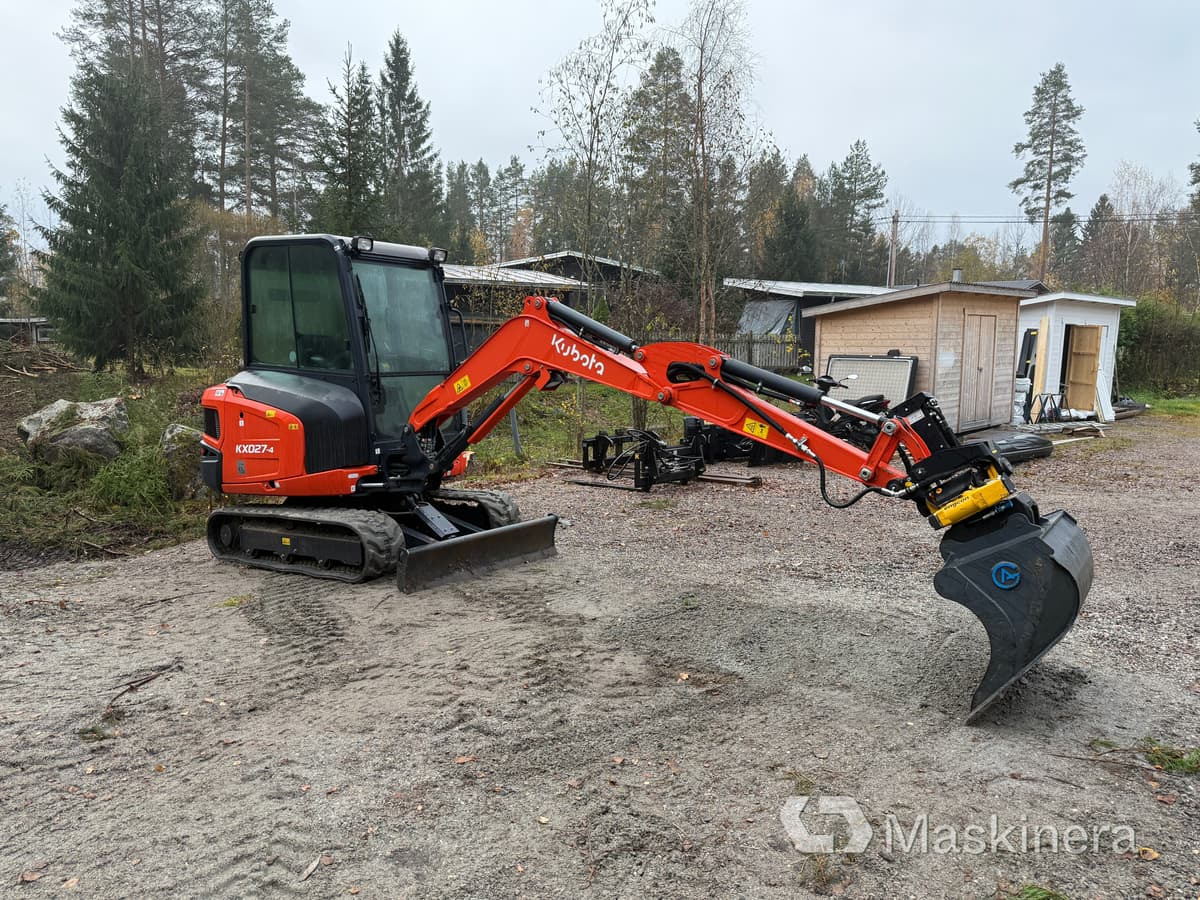 Excavadora de cadenas Grävmaskin Kubota KX027-4 med många redskap: foto 8 Excavadora de cadenas Grävmaskin Kubota KX027-4 med många redskap: foto 8