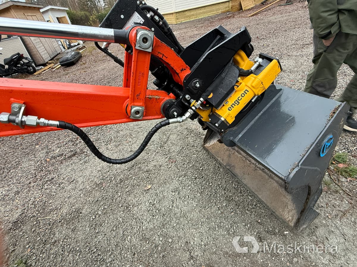 Excavadora de cadenas Grävmaskin Kubota KX027-4 med många redskap: foto 26 Excavadora de cadenas Grävmaskin Kubota KX027-4 med många redskap: foto 26