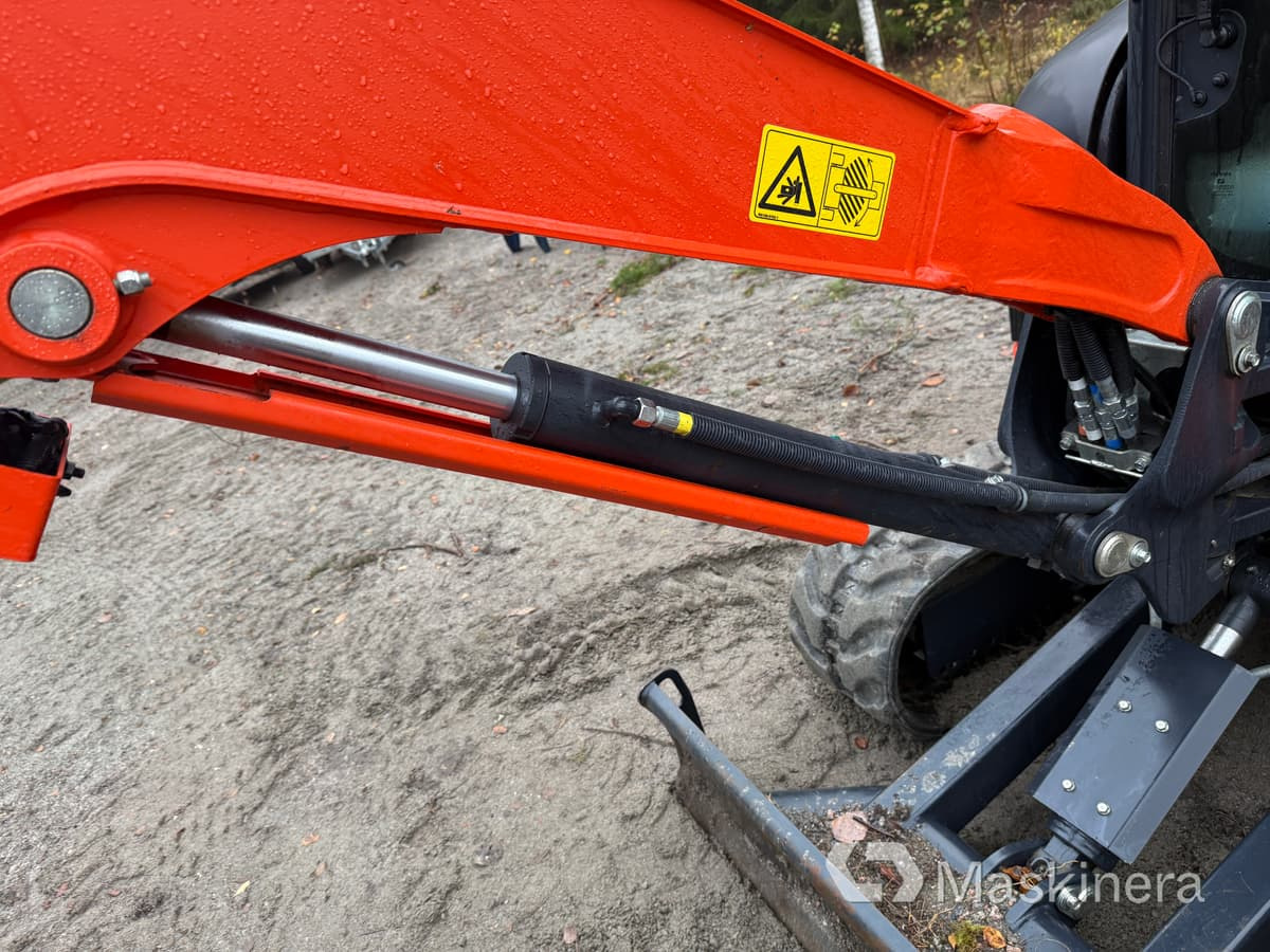 Excavadora de cadenas Grävmaskin Kubota KX027-4 med många redskap: foto 22 Excavadora de cadenas Grävmaskin Kubota KX027-4 med många redskap: foto 22
