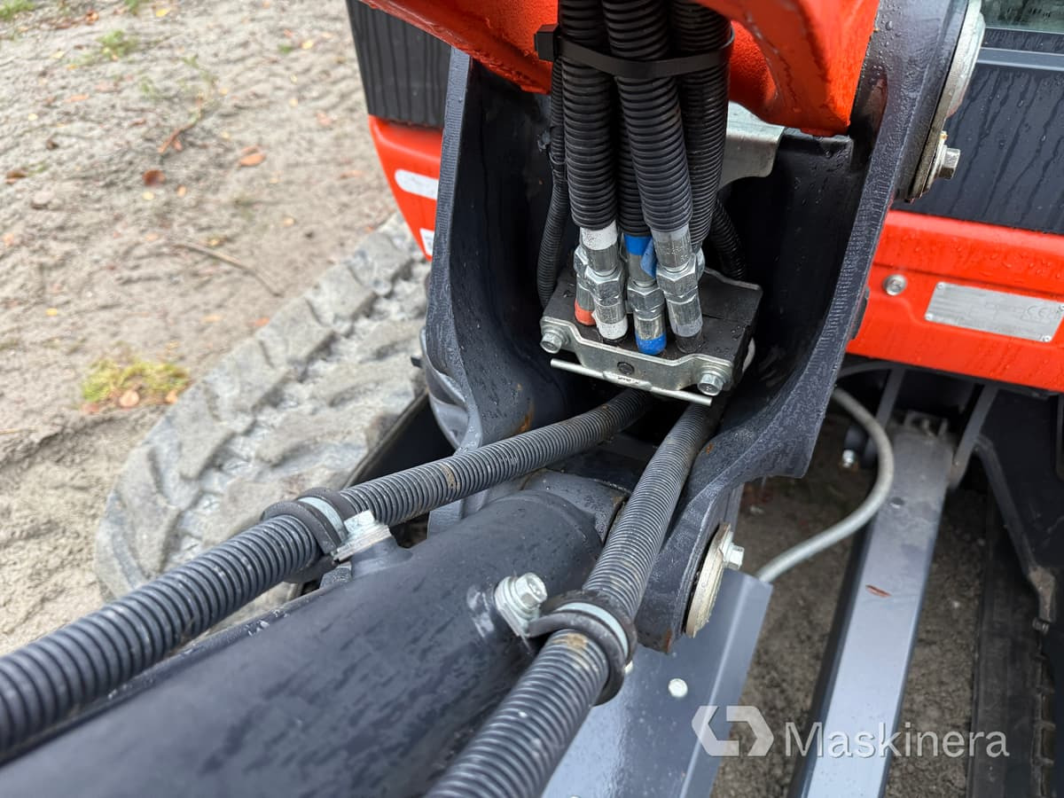 Excavadora de cadenas Grävmaskin Kubota KX027-4 med många redskap: foto 23 Excavadora de cadenas Grävmaskin Kubota KX027-4 med många redskap: foto 23
