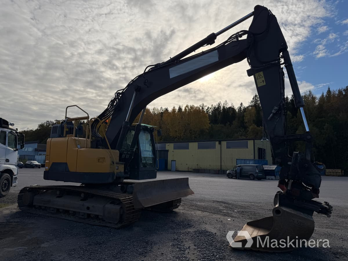 Grävmaskin Vovlo ECR235EL - Excavadora de cadenas: foto 3 Grävmaskin Vovlo ECR235EL - Excavadora de cadenas: foto 3