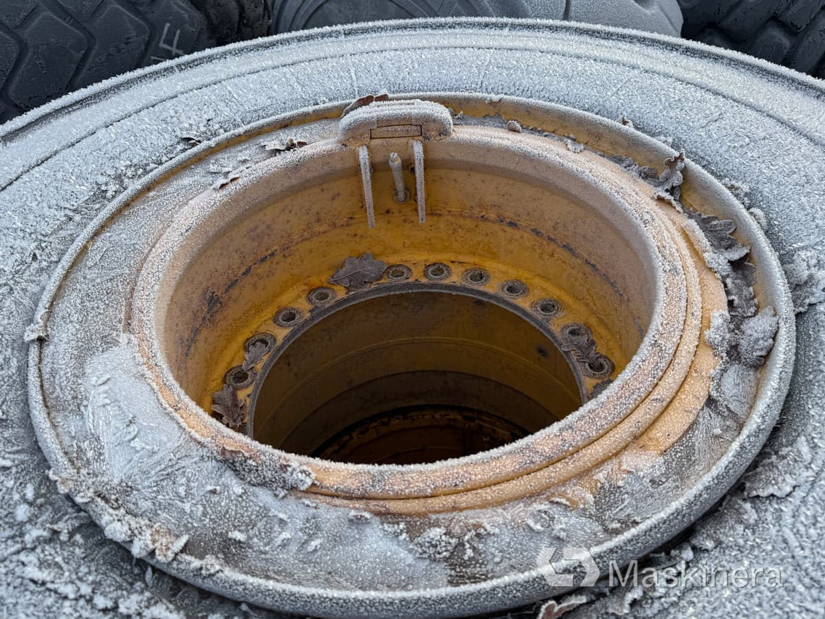 Hjullastardäck till Volvo L150 x4 - Neumático para Maquinaria de construcción: foto 3 Hjullastardäck till Volvo L150 x4 - Neumático para Maquinaria de construcción: foto 3