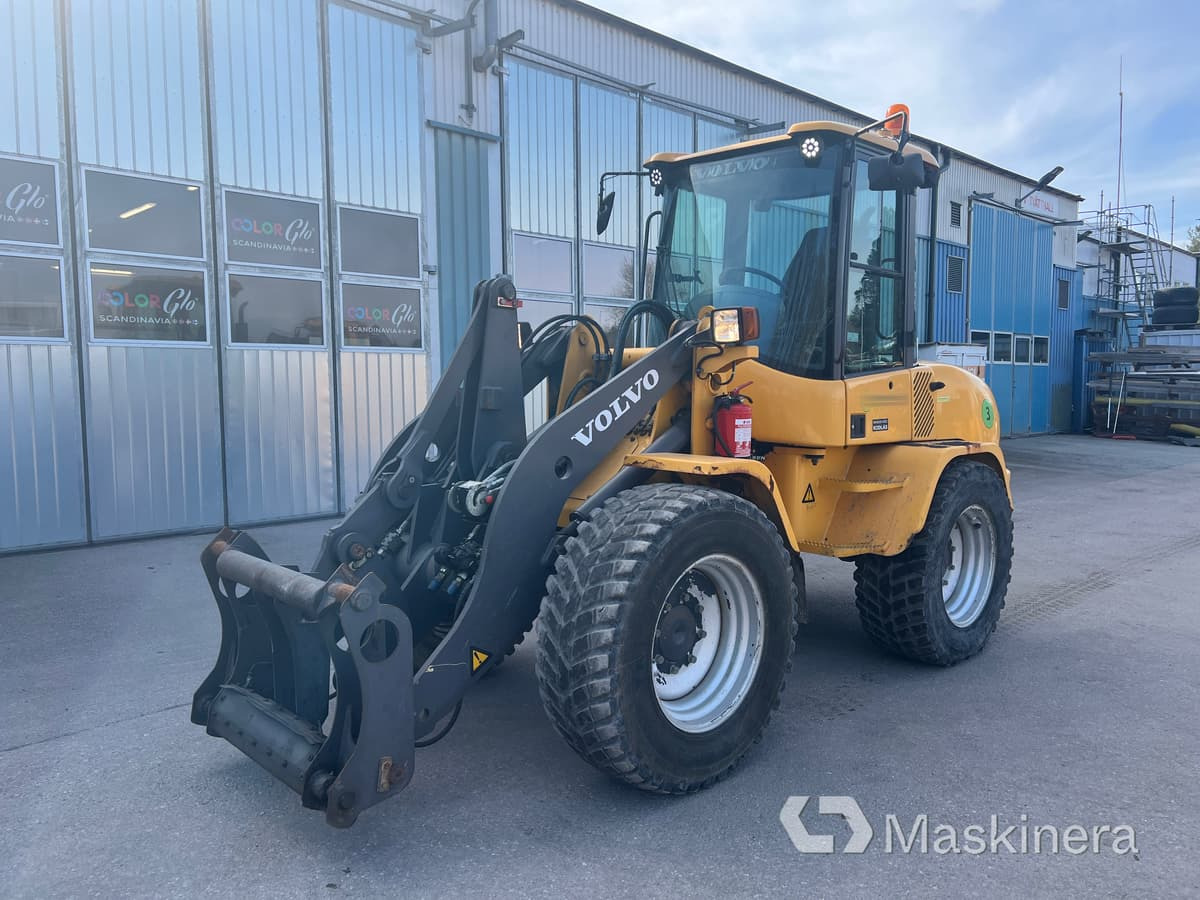 Hjullastare Volvo L35B - Cargadora de ruedas: foto 1 Hjullastare Volvo L35B - Cargadora de ruedas: foto 1