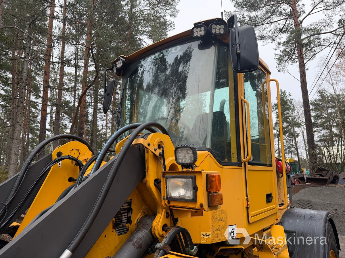 Cargadora de ruedas Hjullastare Volvo L50E med tillbehör: foto 15