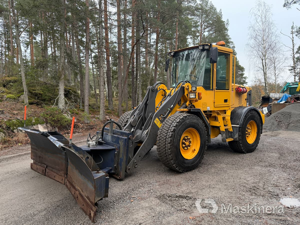 Hjullastare Volvo L50E med tillbehör - Cargadora de ruedas: foto 1 Hjullastare Volvo L50E med tillbehör - Cargadora de ruedas: foto 1