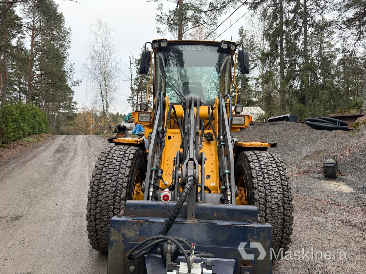 Cargadora de ruedas Hjullastare Volvo L50E med tillbehör: foto 32