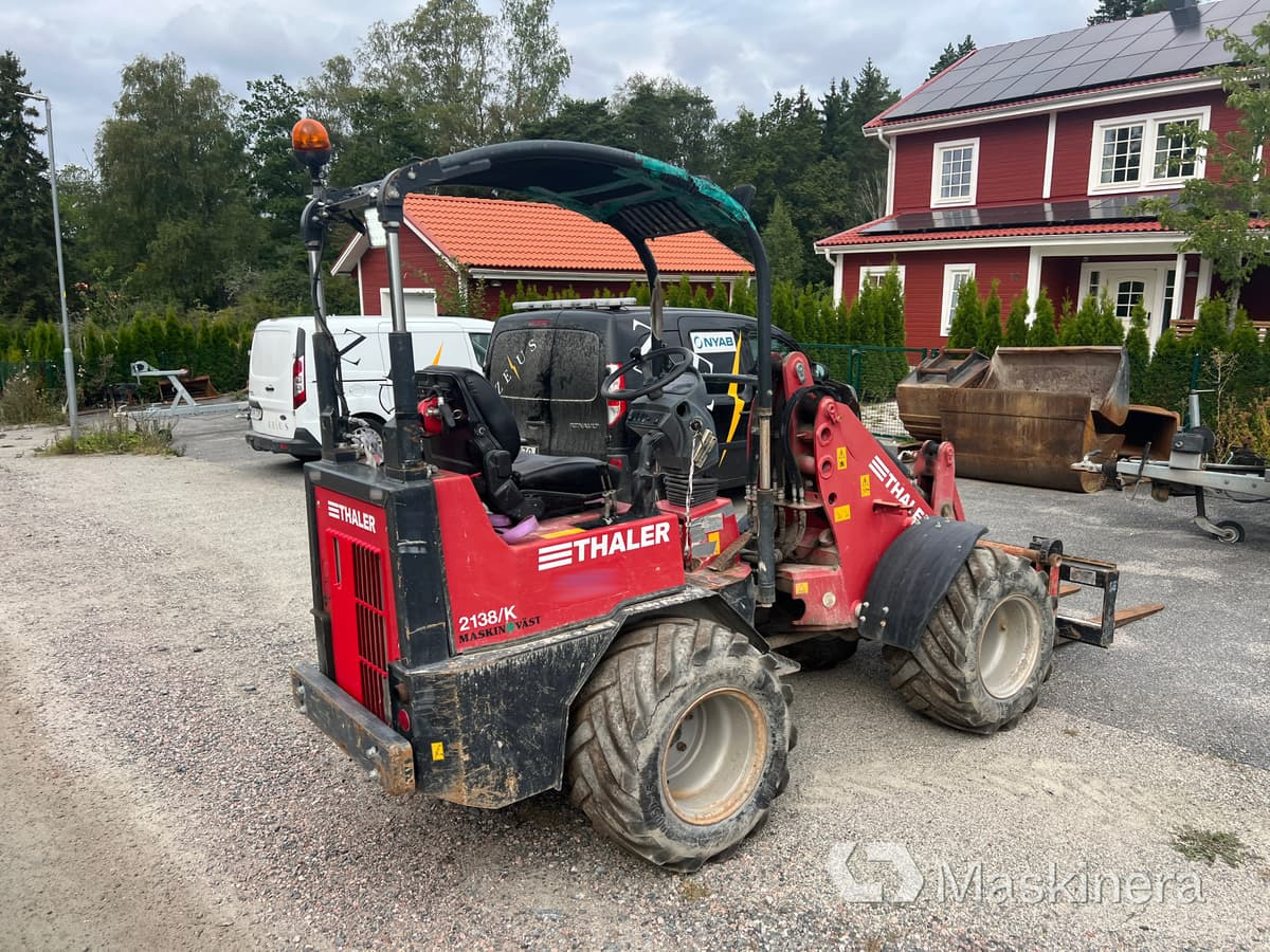 Kompaktlastare Thaler 2138/k - Cargadora articulada: foto 5 Kompaktlastare Thaler 2138/k - Cargadora articulada: foto 5