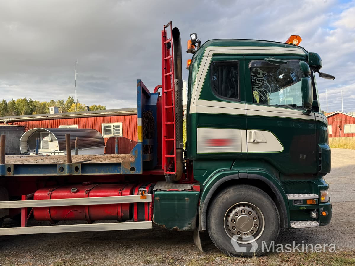 Lastväxlare Scania R420 6X4 Tridem med maskinflak och grusflak - Camión multibasculante: foto 4 Lastväxlare Scania R420 6X4 Tridem med maskinflak och grusflak - Camión multibasculante: foto 4
