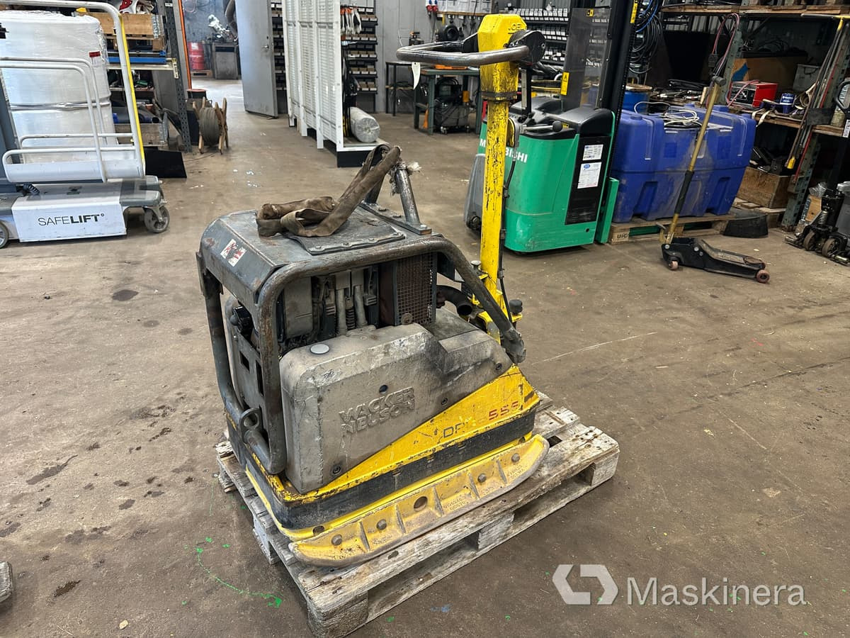 Markvibrator Wacker Neuson DP6555HE (repobjekt) - Plancha reversible: foto 3 Markvibrator Wacker Neuson DP6555HE (repobjekt) - Plancha reversible: foto 3