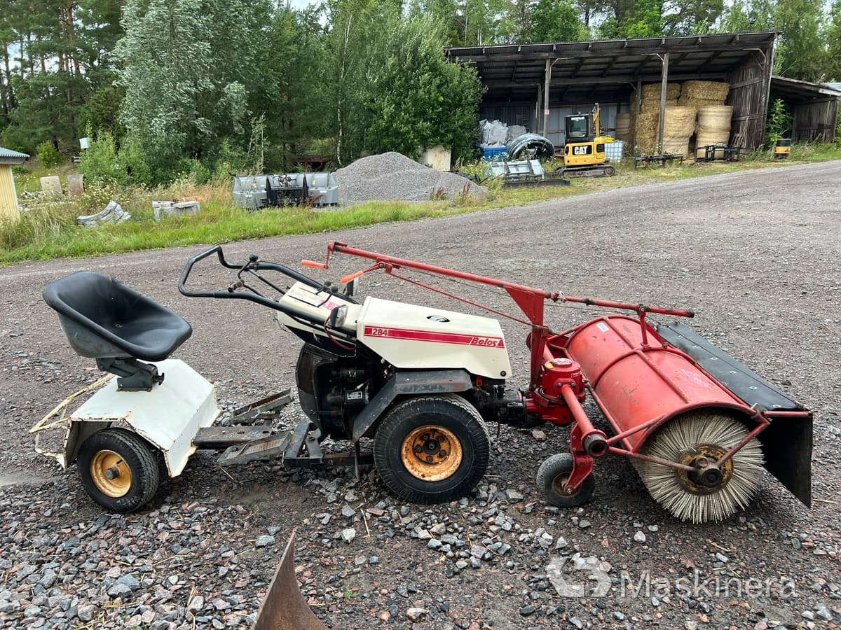Redskapsbärare Belos 284 med redskap - Barredora vial: foto 4 Redskapsbärare Belos 284 med redskap - Barredora vial: foto 4