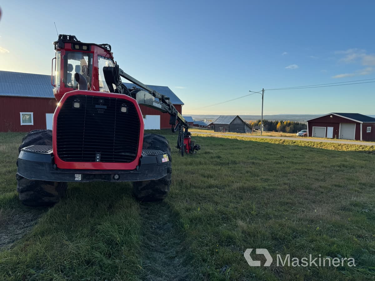 Skördare Komatsu XH 911 CX-6 - Procesadora forestal: foto 4 Skördare Komatsu XH 911 CX-6 - Procesadora forestal: foto 4