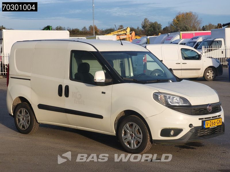 Fiat Doblò 95PK DEFECT/EXPORT! L1H1 Trekhaak Navi Airco Cruise Euro6 L1 Airco Trekhaak Cruise control - Furgoneta pequeña: foto 3 Fiat Doblò 95PK DEFECT/EXPORT! L1H1 Trekhaak Navi Airco Cruise Euro6 L1 Airco Trekhaak Cruise control - Furgoneta pequeña: foto 3