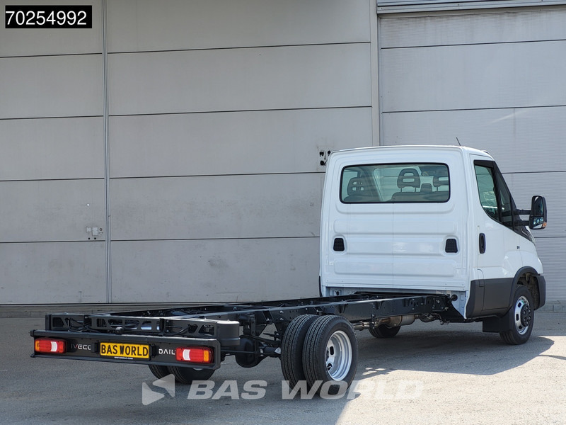 Iveco Daily 35C18 Chassis Cabine Automaat 410WB Airco Cruise Navi LED Euro6 Fahrgestell Chassis 22m3 Cruise control - Furgoneta: foto 5 Iveco Daily 35C18 Chassis Cabine Automaat 410WB Airco Cruise Navi LED Euro6 Fahrgestell Chassis 22m3 Cruise control - Furgoneta: foto 5
