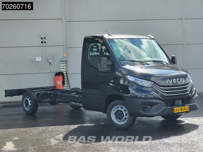 Iveco Daily 35S21 Chassis cabine Automaat 410WB ACC LED Parkeersensoren Euro6 Fahrgestell Chassis Airco - Furgoneta: foto 2 Iveco Daily 35S21 Chassis cabine Automaat 410WB ACC LED Parkeersensoren Euro6 Fahrgestell Chassis Airco - Furgoneta: foto 2