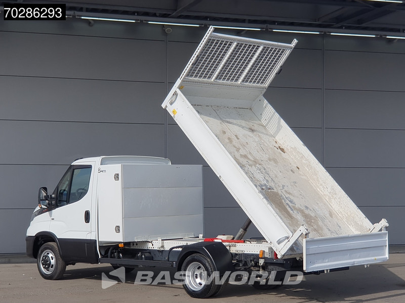 Iveco Daily 35C16 3.0L Open Laadbak met Kist Dubbellucht 3,5t Trekhaak Airco Cruise Euro6 Pritsche Pickup Open Box 2m3 Airco Trekhaak Cruise - Furgoneta caja abierta: foto 2 Iveco Daily 35C16 3.0L Open Laadbak met Kist Dubbellucht 3,5t Trekhaak Airco Cruise Euro6 Pritsche Pickup Open Box 2m3 Airco Trekhaak Cruise - Furgoneta caja abierta: foto 2
