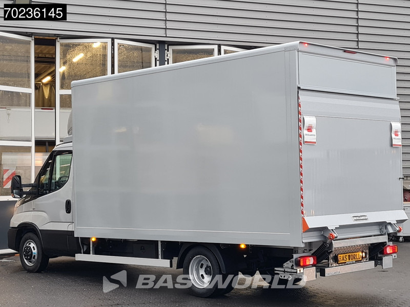 Iveco Daily 35C18 2025 MODEL 3.0L Automaat 1000kg Laadklep ACC Navi Airco Zijdeur Bakwagen Meubelbak Koffer 21m3 Airco - Furgoneta caja cerrada: foto 2 Iveco Daily 35C18 2025 MODEL 3.0L Automaat 1000kg Laadklep ACC Navi Airco Zijdeur Bakwagen Meubelbak Koffer 21m3 Airco - Furgoneta caja cerrada: foto 2