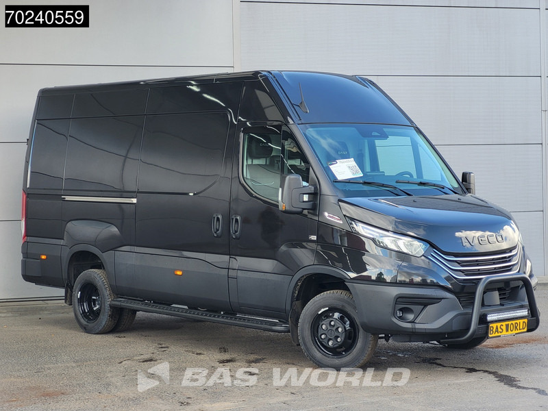 Iveco Daily 35C18 3.0L Black Edition Automaat 2025-Model 180PK L2H2 Dubbellucht 3,5t Trekgewicht ACC Navi LED Airco Camera Euro6 L2 12m3 Air - Furgón: foto 5 Iveco Daily 35C18 3.0L Black Edition Automaat 2025-Model 180PK L2H2 Dubbellucht 3,5t Trekgewicht ACC Navi LED Airco Camera Euro6 L2 12m3 Air - Furgón: foto 5