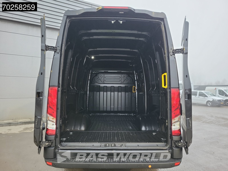 Iveco Daily 35C21 3.0L Black Edition Automaat 210PK L2H2 2025-Model Dubbellucht 3,5t Trekvermogen ACC LED CarPlay Camera Parkeersensoren Eur - Furgón: foto 2 Iveco Daily 35C21 3.0L Black Edition Automaat 210PK L2H2 2025-Model Dubbellucht 3,5t Trekvermogen ACC LED CarPlay Camera Parkeersensoren Eur - Furgón: foto 2