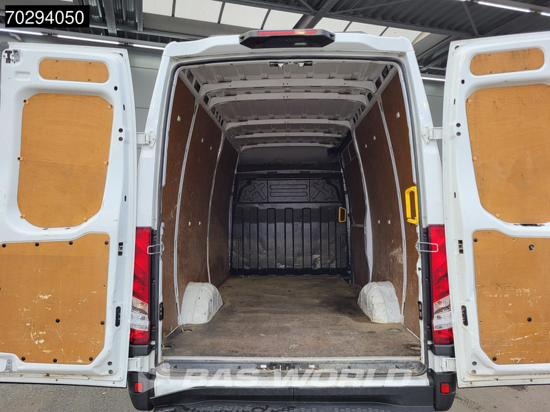 Iveco Daily 35S14 Automaat L2H2 3,5t Trekhaak LED Airco Cruise Navi Camera Euro6 APK 03-2026 L2 12m3 Airco Trekhaak Cruise control - Furgón: foto 3 Iveco Daily 35S14 Automaat L2H2 3,5t Trekhaak LED Airco Cruise Navi Camera Euro6 APK 03-2026 L2 12m3 Airco Trekhaak Cruise control - Furgón: foto 3