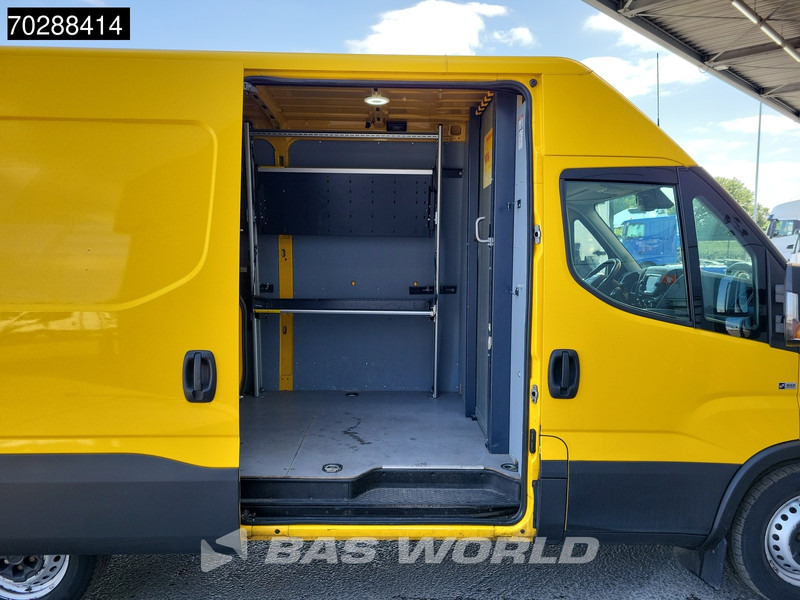 Furgón Iveco Daily 35S14 Automaat L2H2 ACC LED 3,5t Trekgewicht Airco Cruise Camera Werkplaatsinrichting Euro6 L2 11m3 Airco: foto 7 Furgón Iveco Daily 35S14 Automaat L2H2 ACC LED 3,5t Trekgewicht Airco Cruise Camera Werkplaatsinrichting Euro6 L2 11m3 Airco: foto 7