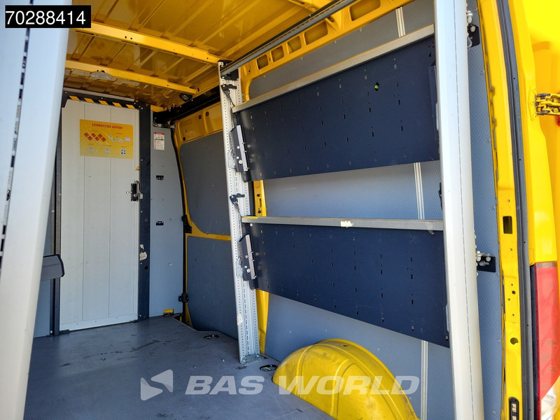 Furgón Iveco Daily 35S14 Automaat L2H2 ACC LED 3,5t Trekgewicht Airco Cruise Camera Werkplaatsinrichting Euro6 L2 11m3 Airco: foto 9 Furgón Iveco Daily 35S14 Automaat L2H2 ACC LED 3,5t Trekgewicht Airco Cruise Camera Werkplaatsinrichting Euro6 L2 11m3 Airco: foto 9