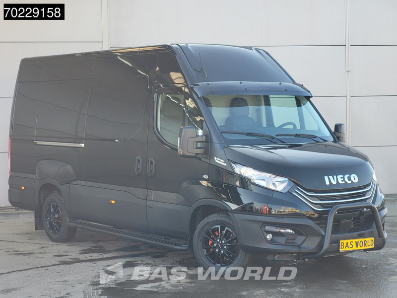 Iveco Daily 35S16 Automaat Black Edition L2H2 Airco Cruise Velgen 3500kg Trekgewicht Euro6 L2 12m3 Airco Cruise control - Furgón: foto 2 Iveco Daily 35S16 Automaat Black Edition L2H2 Airco Cruise Velgen 3500kg Trekgewicht Euro6 L2 12m3 Airco Cruise control - Furgón: foto 2