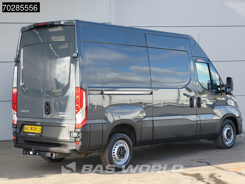 Iveco Daily 35S18 3.0L Automaat 180PK L2H2 3500kg Trekhaak LED Navi Airco Cruise Camera Euro6 L2 11m3 Airco Trekhaak Cruise control - Furgón: foto 3 Iveco Daily 35S18 3.0L Automaat 180PK L2H2 3500kg Trekhaak LED Navi Airco Cruise Camera Euro6 L2 11m3 Airco Trekhaak Cruise control - Furgón: foto 3