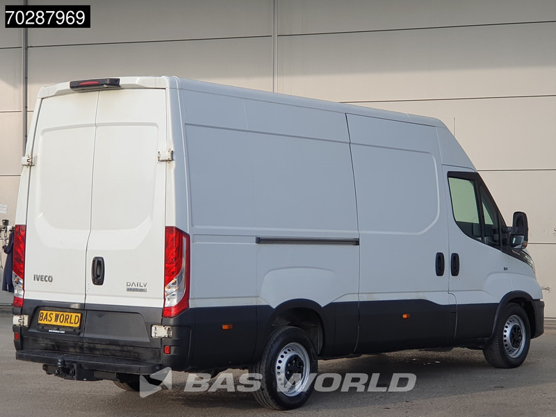 Iveco Daily 35S18 3.0L Automaat L2H2 3,5t Trekhaak 180PK LED Navi Airco Cruise Camera Euro6 L2 12m3 Airco Trekhaak Cruise control - Furgón: foto 3 Iveco Daily 35S18 3.0L Automaat L2H2 3,5t Trekhaak 180PK LED Navi Airco Cruise Camera Euro6 L2 12m3 Airco Trekhaak Cruise control - Furgón: foto 3