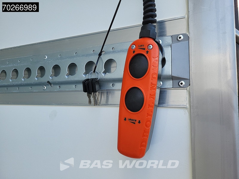 Furgoneta frigorifica nuevo Iveco Daily 35S18 3.0L Koelwagen Laadklep Thermoking C-250 LED ACC Navi Airco Koel Koeler Kühl Kühler Kühlkoffer Bakwagen 17m3 Airco: foto 8