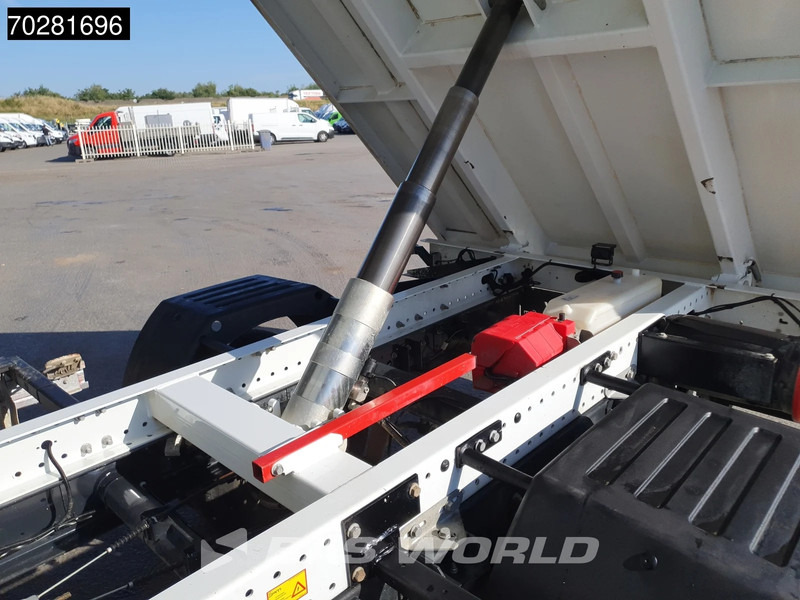 Arrendamiento de Iveco Daily 70C18 3.0L Kipper Dubbel Cabine Dubbellucht 3,5t Trekhaak Airco Cruise Camera Zwaailampen Euro6 Tipper Benne Kieper 2m3 Airco Tr Iveco Daily 70C18 3.0L Kipper Dubbel Cabine Dubbellucht 3,5t Trekhaak Airco Cruise Camera Zwaailampen Euro6 Tipper Benne Kieper 2m3 Airco Tr: foto 8