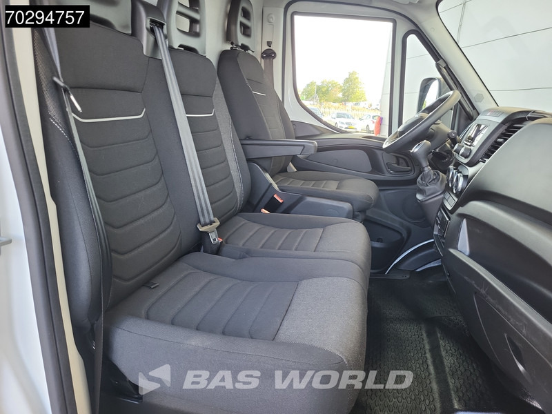 Arrendamiento de Iveco Daily 70C21 210PK Automaat 6m. Laadbak Laadklep Bakwagen Koffer Meubelbak 36m3 Airco Cruise control Iveco Daily 70C21 210PK Automaat 6m. Laadbak Laadklep Bakwagen Koffer Meubelbak 36m3 Airco Cruise control: foto 13
