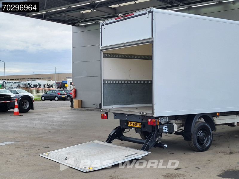 MAN TGE 3.140 Laadklep Automaat Bakwagen Airco Cruise Camera Euro6 Meubelbak Koffer Airco Cruise control - Furgoneta caja cerrada: foto 3 MAN TGE 3.140 Laadklep Automaat Bakwagen Airco Cruise Camera Euro6 Meubelbak Koffer Airco Cruise control - Furgoneta caja cerrada: foto 3