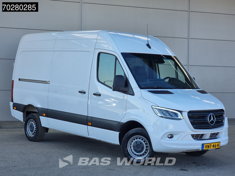 Mercedes-Benz Sprinter 315 CDI Automaat L2H2 LED Trekhaak Navi Airco Cruise Camera MBUX L2 10m3 Airco Trekhaak Cruise control - Furgón: foto 3 Mercedes-Benz Sprinter 315 CDI Automaat L2H2 LED Trekhaak Navi Airco Cruise Camera MBUX L2 10m3 Airco Trekhaak Cruise control - Furgón: foto 3