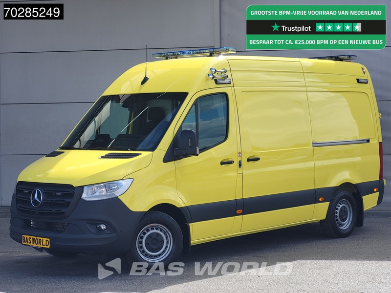 Mercedes-Benz Sprinter 319 CDI Automaat Nieuw! Complete Ambulance Ziekenwagen Rettungswagen Krankenwagen 11m3 Airco Cruise control - Ambulancia: foto 1 Mercedes-Benz Sprinter 319 CDI Automaat Nieuw! Complete Ambulance Ziekenwagen Rettungswagen Krankenwagen 11m3 Airco Cruise control - Ambulancia: foto 1